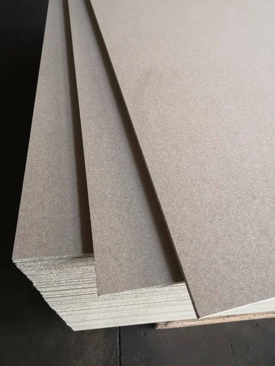 Moisture resistant green Chipboard with high quality good price
